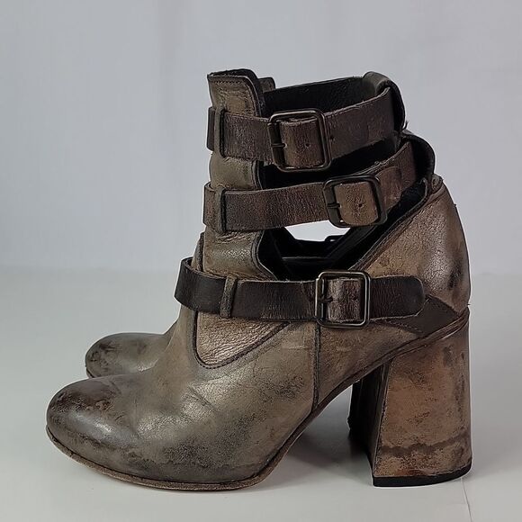 Freebird By Steven Teddy Triple Straps Women's Heeled Booties - Picture 6 of 14